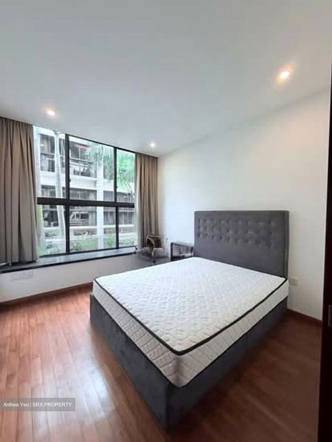 Holland Link (D10), Terrace #617746241
